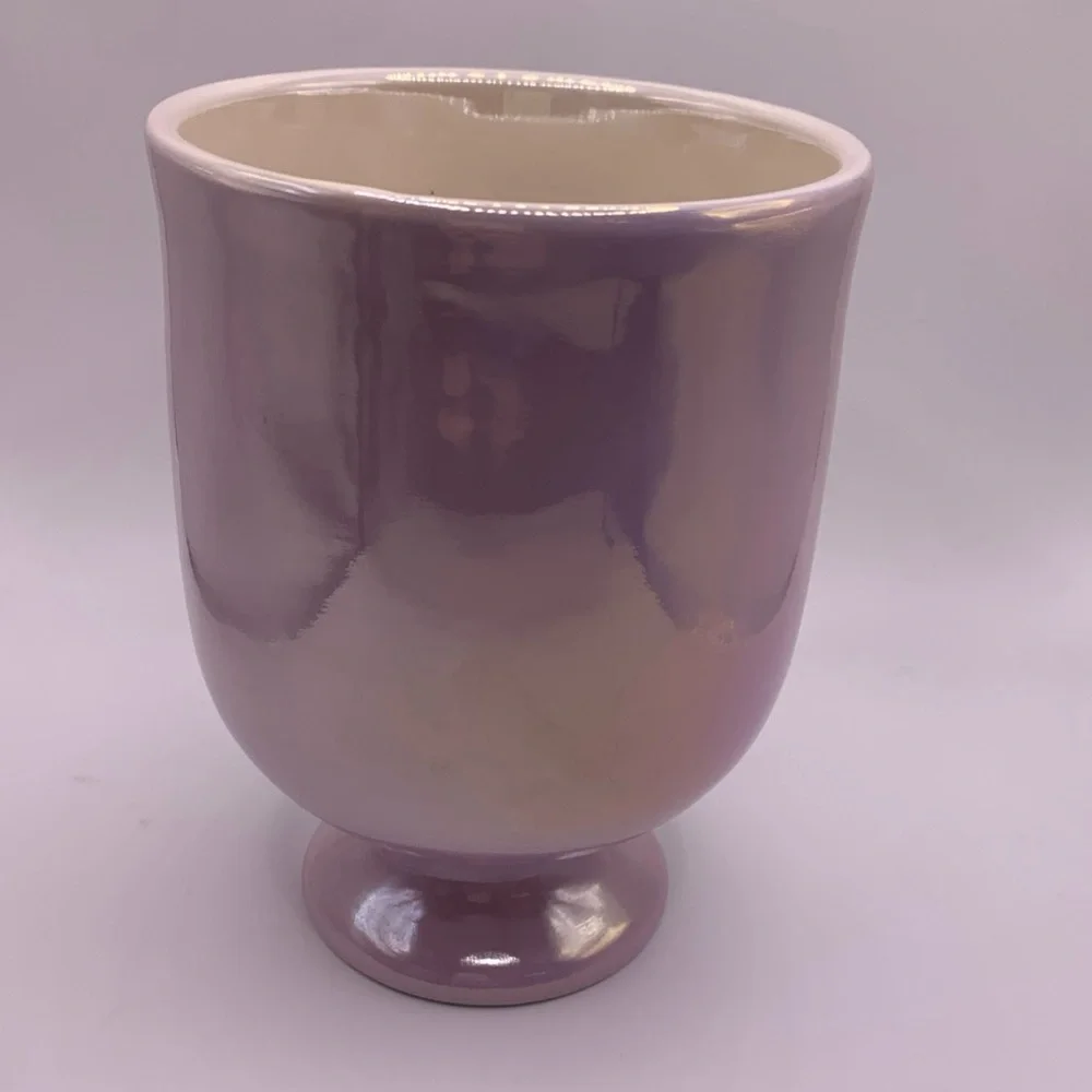 Target Bullseye Valentine Bow Brush Holder Pink Purple Iridescent NEW 2025